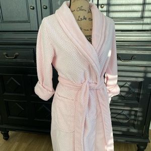 NWT ULTA Luxury Robe Soft Pink Waffle Pattern S/M